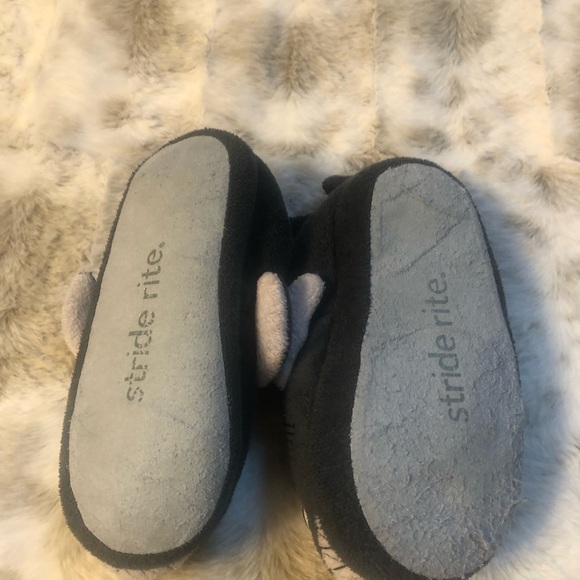 Stride Rite Shark Slippers EUC - Picture 4 of 4